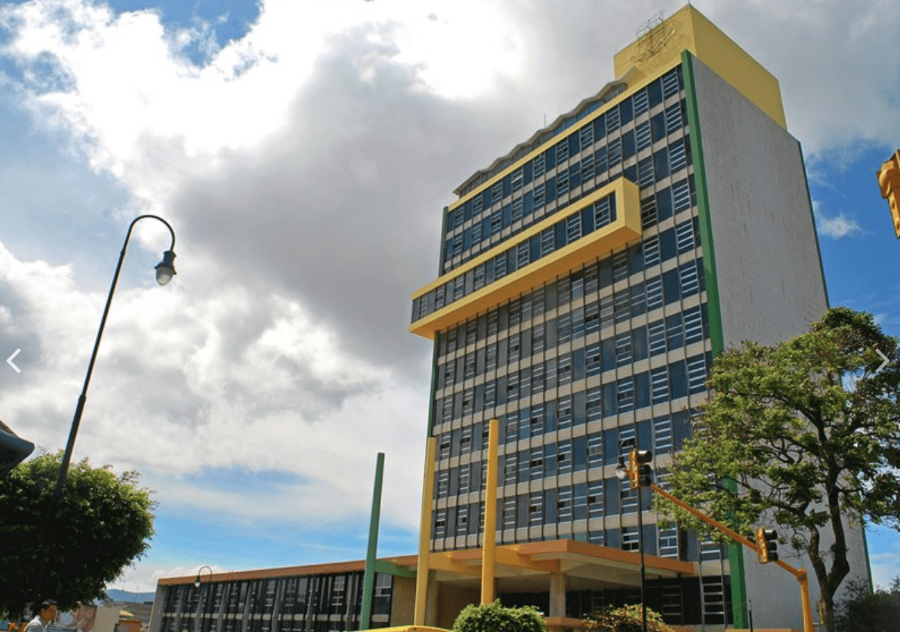 Principal compromiso de la CCSS es proteger al personal y pacientes durante pandemia