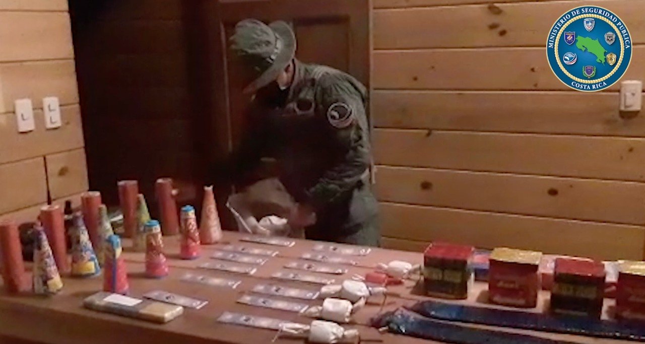 Policía de Fronteras impide que cargamento de pólvora ingrese al país