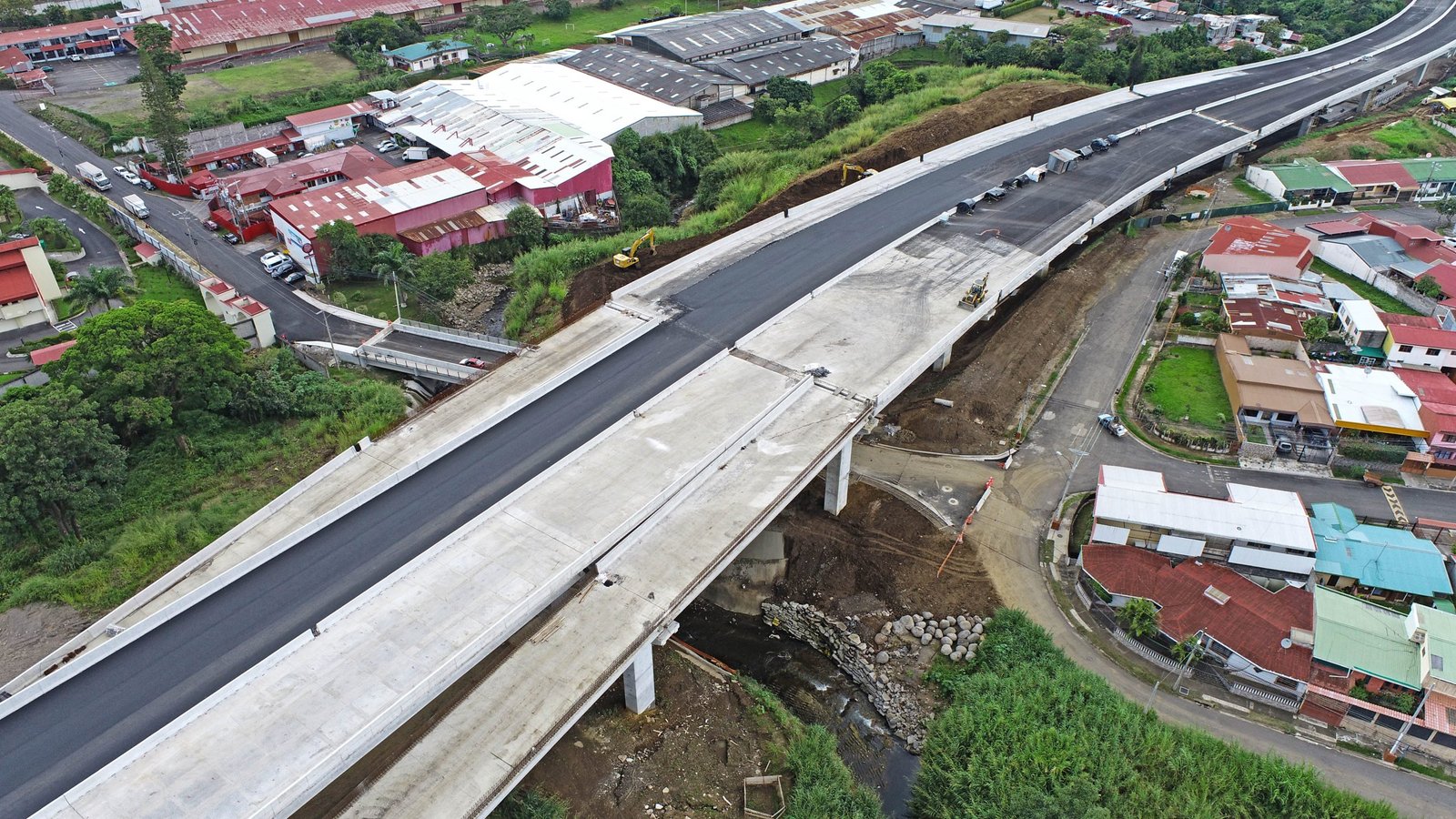 Hoy abren paso en el puente entre Tibás  y Calle Blancos