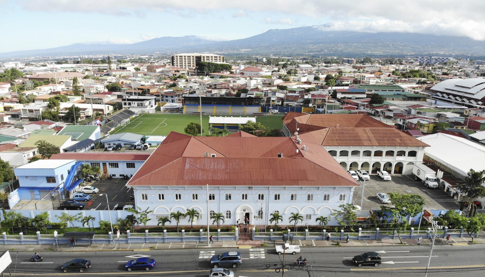 Municipalidades perdonarán deudas