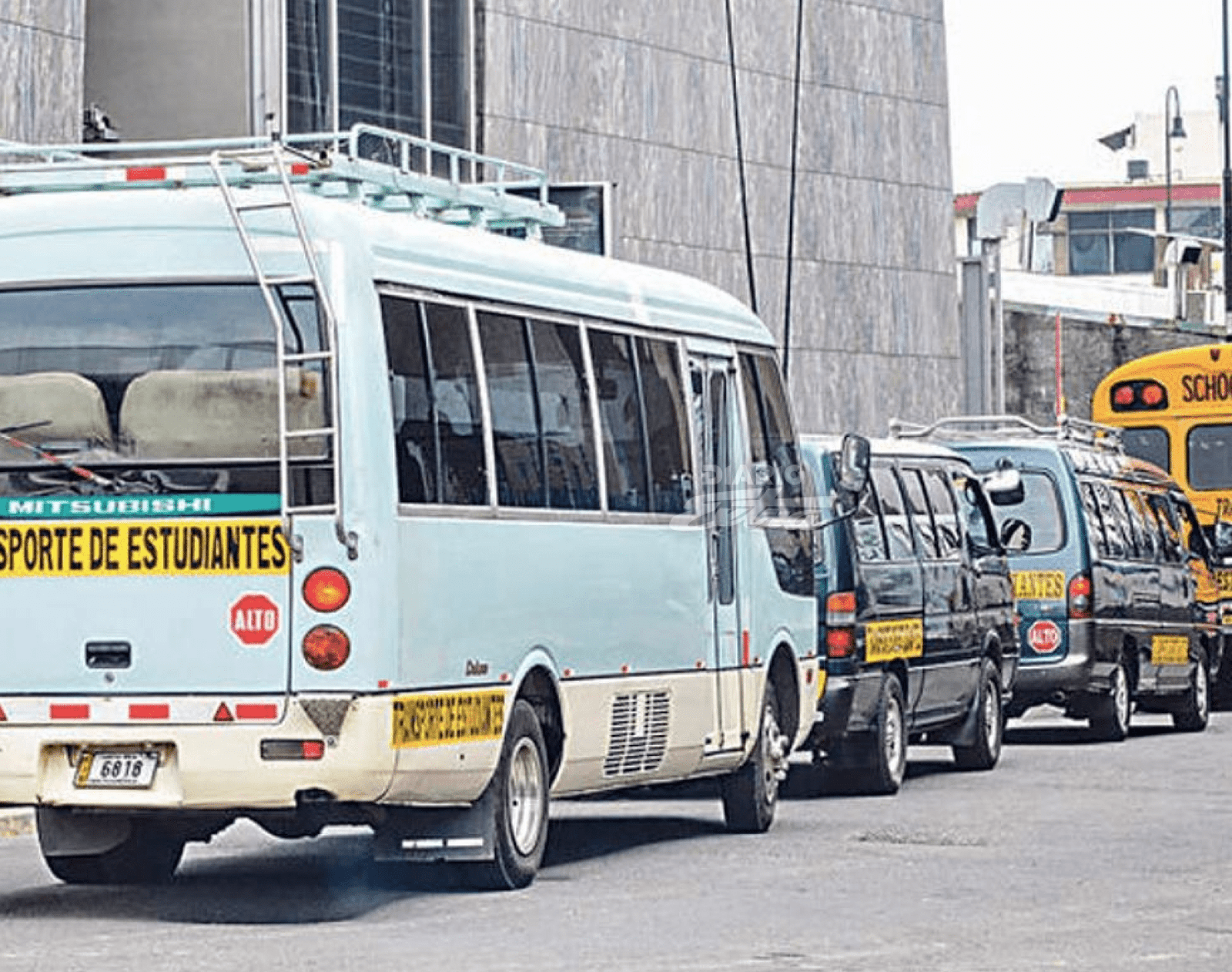 Conductores pueden utilizar licencias B1 para microbuses con placa  particular y que no superen los 4.000 kg - Periódico Gente, Costa Rica