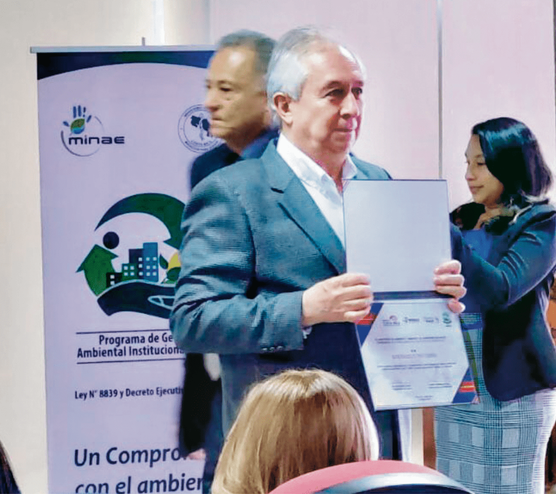 Municipalidad de Santo Domingo con galardón de Excelencia Ambiental