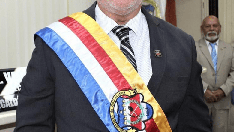 Renuncia Alcalde de Goicoechea