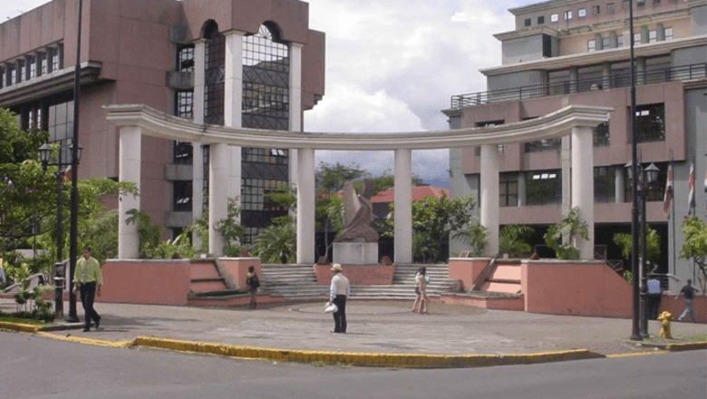 TRANSPARENCIA QUE FORTALECE LA DEMOCRACIA