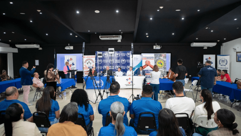 ÁLVARO RAMOS PROPONE DESCONGELAR SALARIOS PÚBLICOS PARA RECONSTRUIR LA CONFIANZA EN EL PAÍS