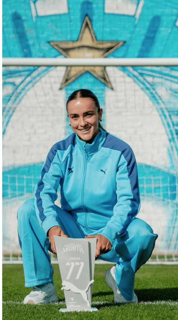 Melissa Herrera alza la voz y llama a votar por Álvaro Ramos