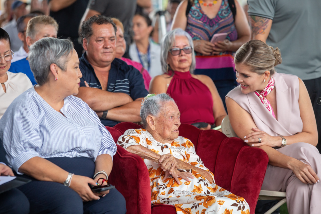 COSTA RICA CONMEMORA 76 AÑOS DEL PRIMER VOTO DE LAS MUJERES , INAMU BRINDA HOMENAJE A UNA DE LAS PRIMERAS MUJERES VOTANTES DE COSTARICA
