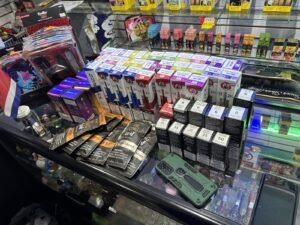 Vapeadores, cigarrillos y nuevos productos bajo la lupa: Salud decomisa más de 4.300 productos