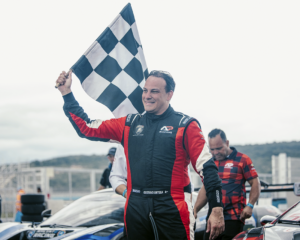 Gustavo Ortega conquista México ante más de 25 mil aficionados en el GT Challenge de las Américas
